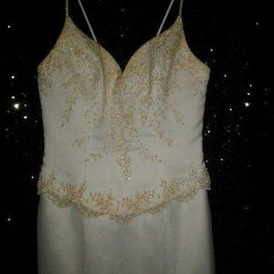 Bonny Wedding Dress Size 12 New without tags OBO